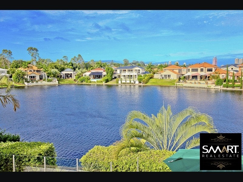 135 The Boulevard, Southport QLD 4215