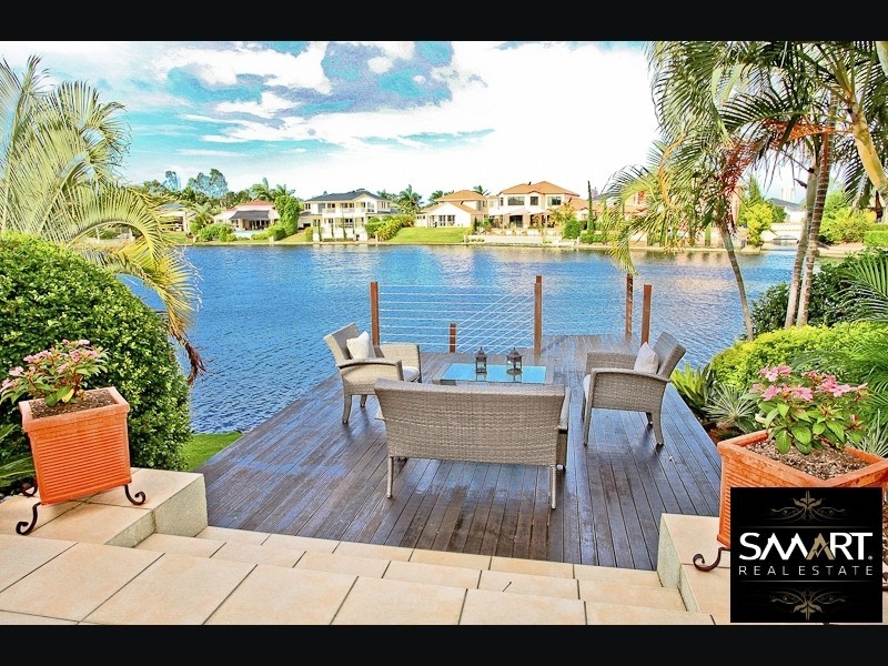 135 The Boulevard, Southport QLD 4215