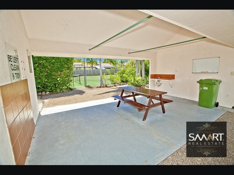 20/30 St Kevins Avenue, Benowa QLD 4217