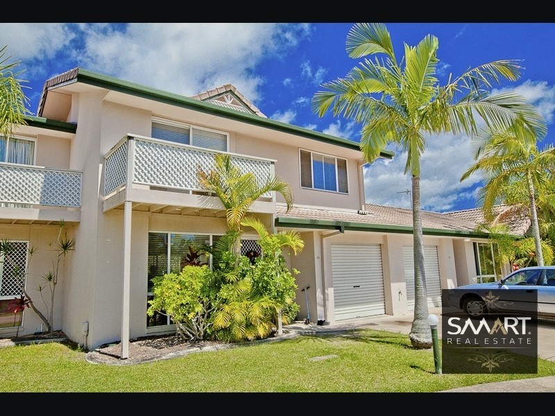 20/30 St Kevins Avenue, Benowa QLD 4217