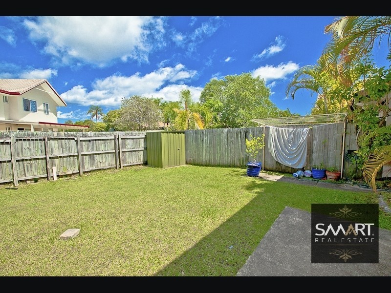 20/30 St Kevins Avenue, Benowa QLD 4217