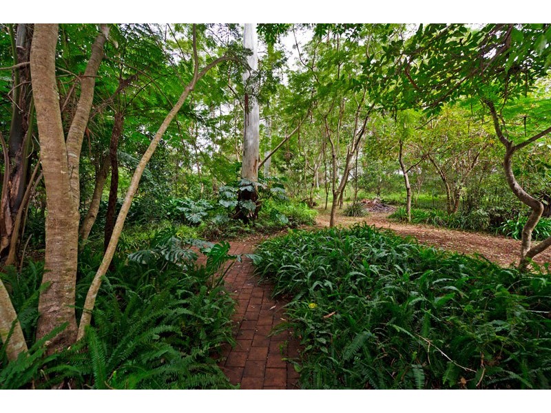 16 – 18 Freemont Drive, North Tamborine QLD 4272