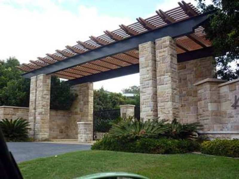 24/2 Ridgeline Way, Highland Park QLD 4211