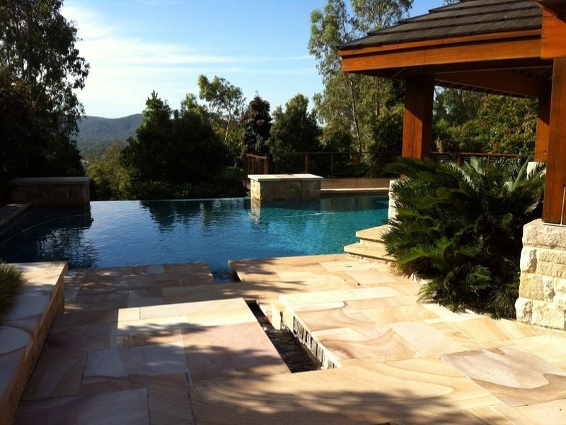 24/2 Ridgeline Way, Highland Park QLD 4211