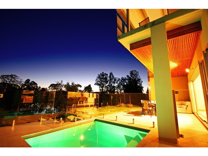 3033A The Boulevarde, Benowa QLD 4217