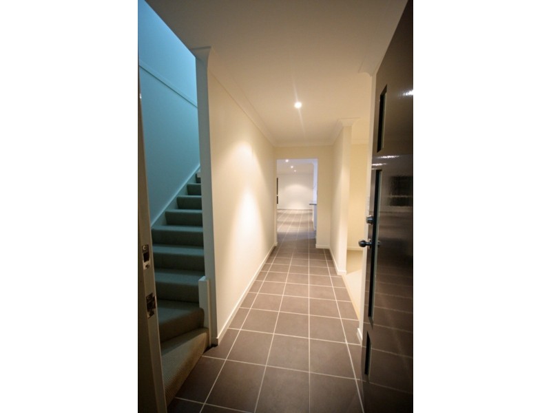 13 Tralee Court, Carrara QLD 4211
