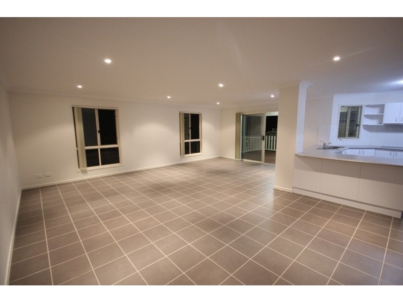 13 Tralee Court, Carrara QLD 4211