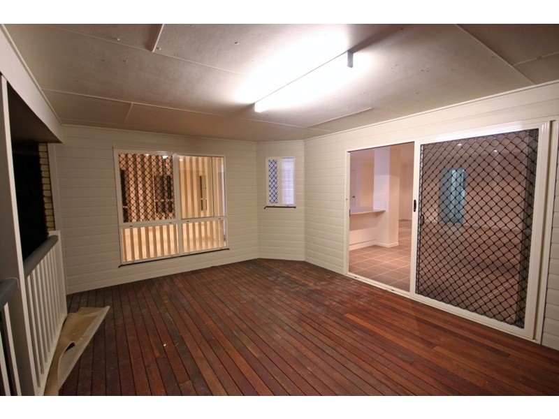 13 Tralee Court, Carrara QLD 4211