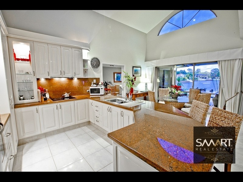 63 The Boulevard, Southport QLD 4215
