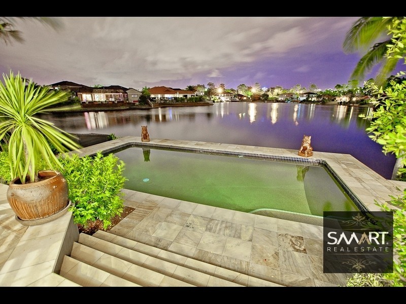 63 The Boulevard, Southport QLD 4215