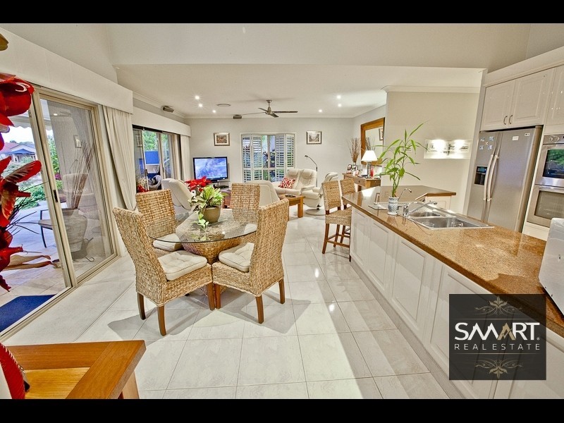 63 The Boulevard, Southport QLD 4215