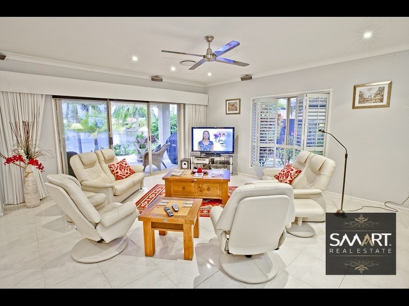 63 The Boulevard, Southport QLD 4215
