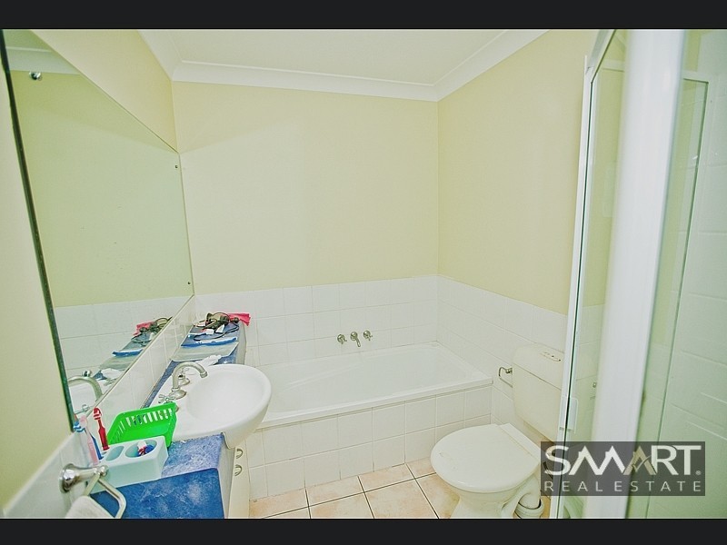 1/123 Pohlman Street, Southport QLD 4215