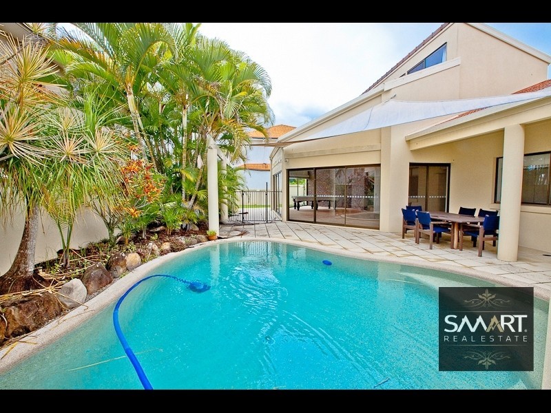 1 Norseman Court, Paradise Waters QLD 4217