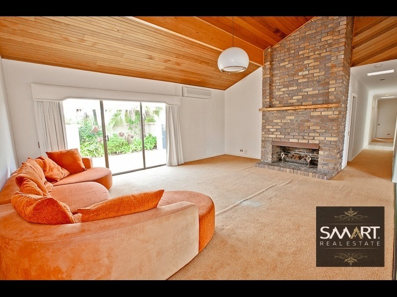 1 Norseman Court, Paradise Waters QLD 4217