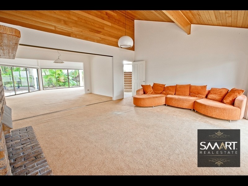 1 Norseman Court, Paradise Waters QLD 4217