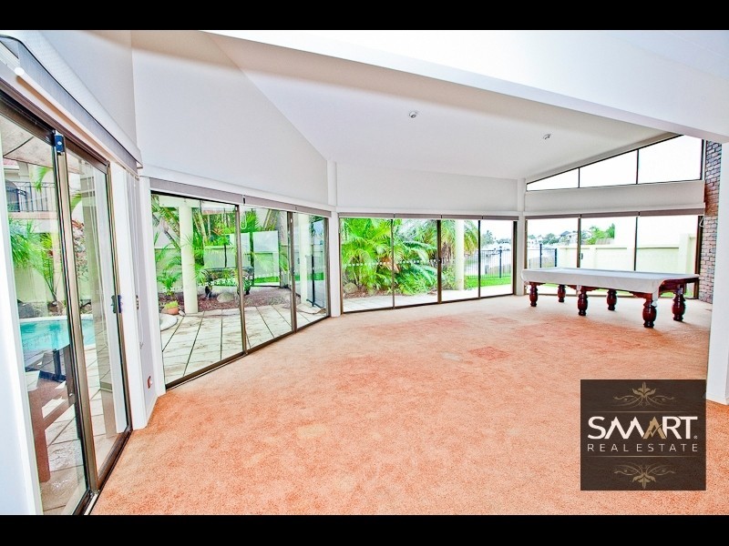 1 Norseman Court, Paradise Waters QLD 4217