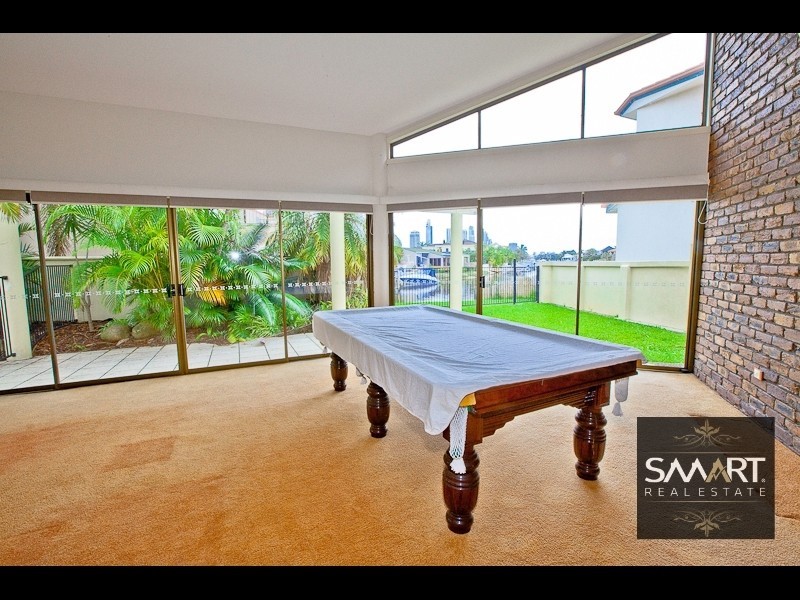 1 Norseman Court, Paradise Waters QLD 4217