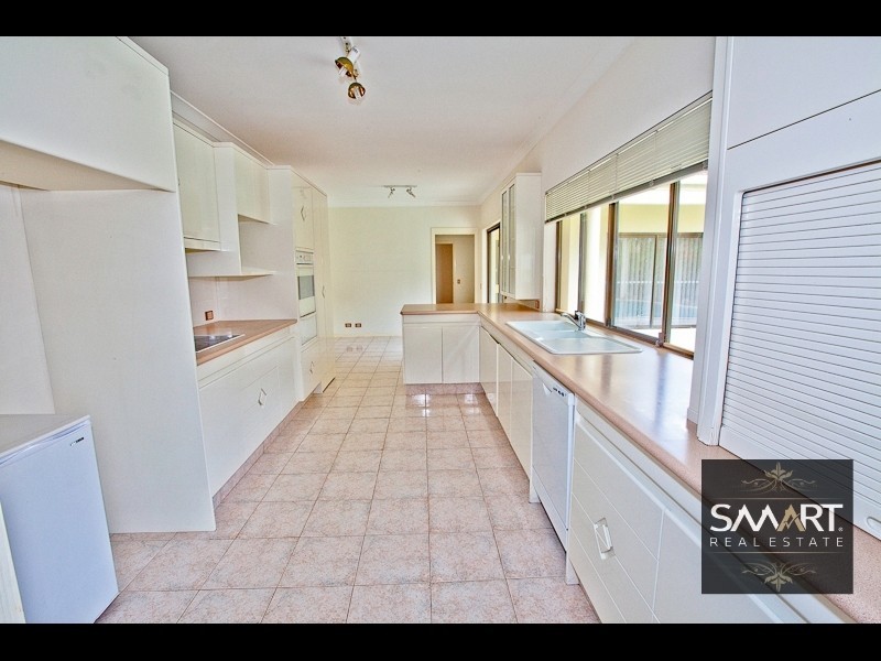 1 Norseman Court, Paradise Waters QLD 4217