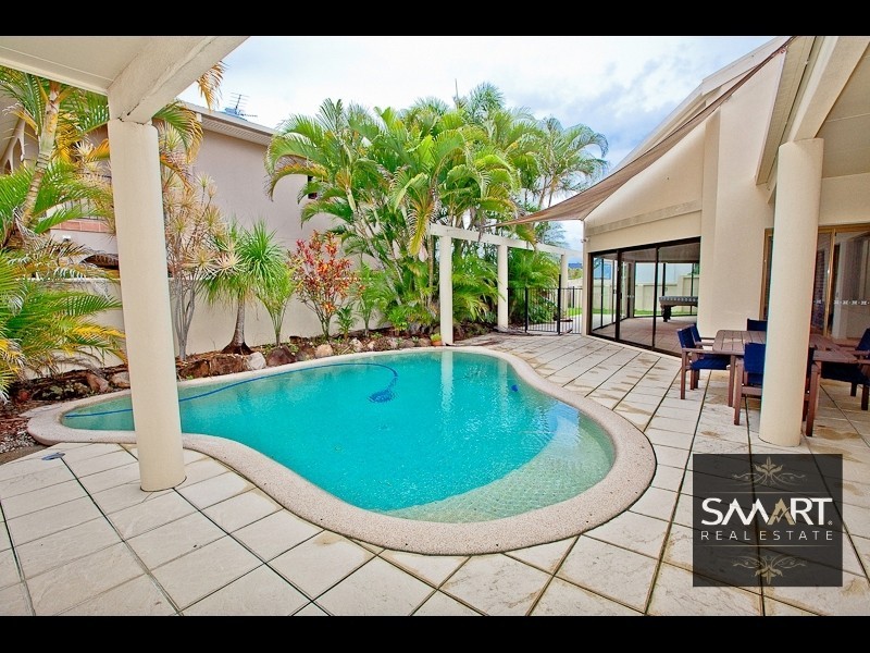 1 Norseman Court, Paradise Waters QLD 4217