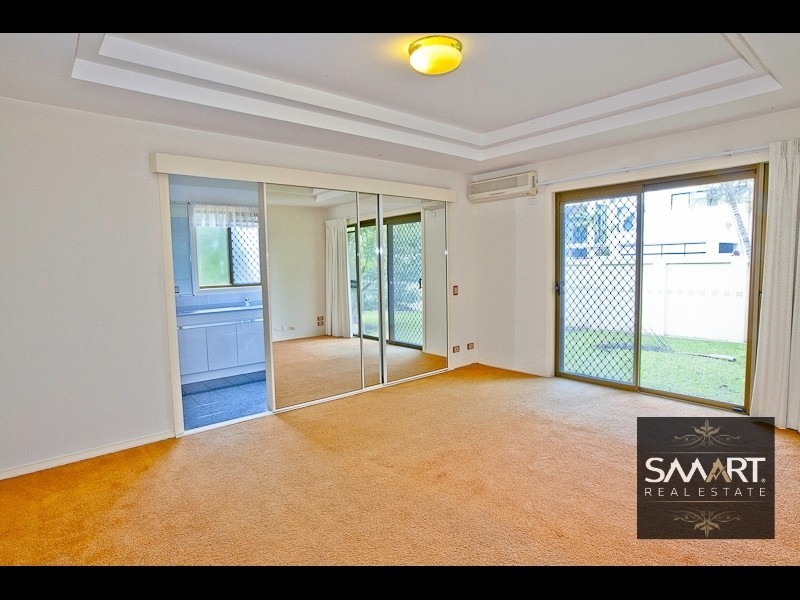 1 Norseman Court, Paradise Waters QLD 4217