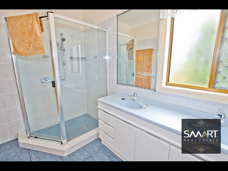 1 Norseman Court, Paradise Waters QLD 4217