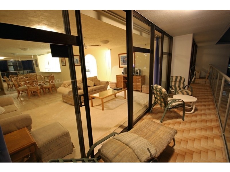 21b/5 Clifford Street, Surfers Paradise QLD 4217