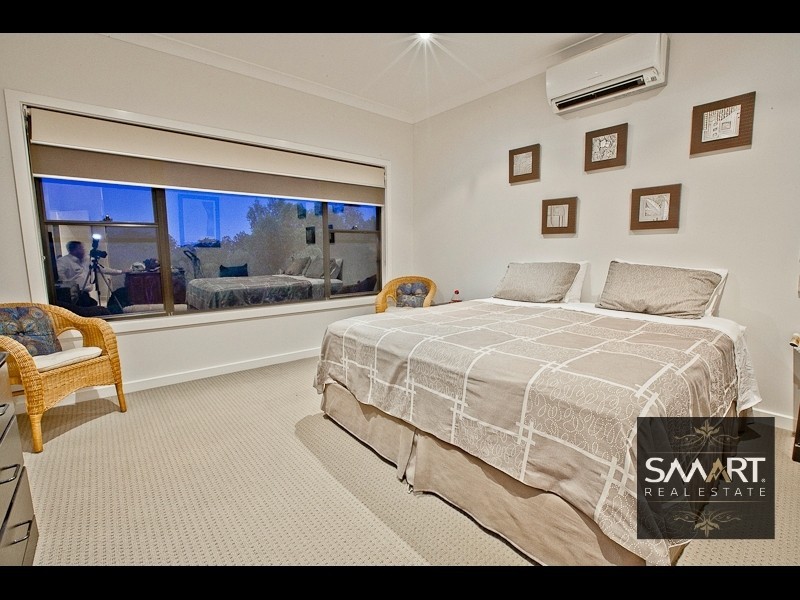 8 Culgoora Cr, Reedy Creek QLD 4227