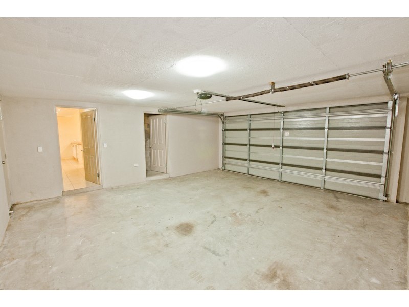 49 Azzurra Drive, Varsity Lakes QLD 4227