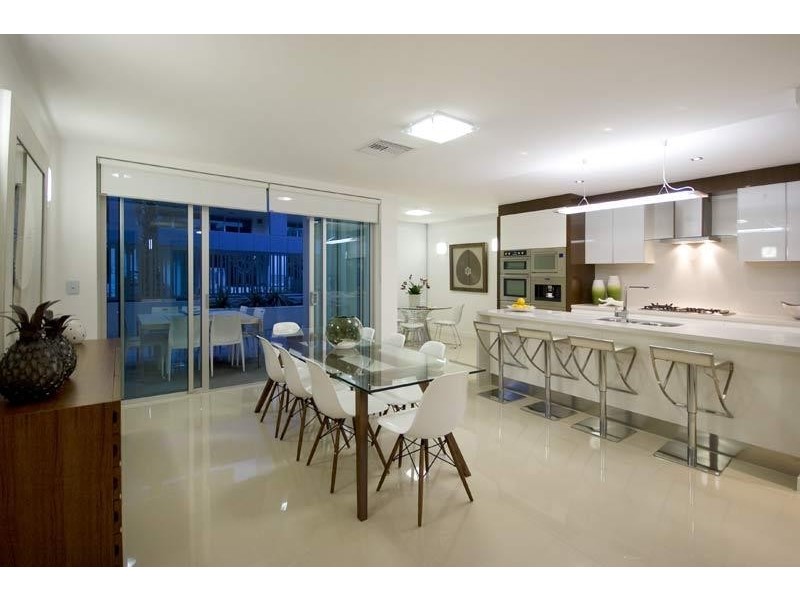 56 Stanhill Drive, Chevron Island QLD 4217
