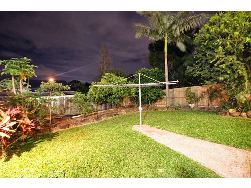 43 Deakin Avenue, Southport QLD 4215