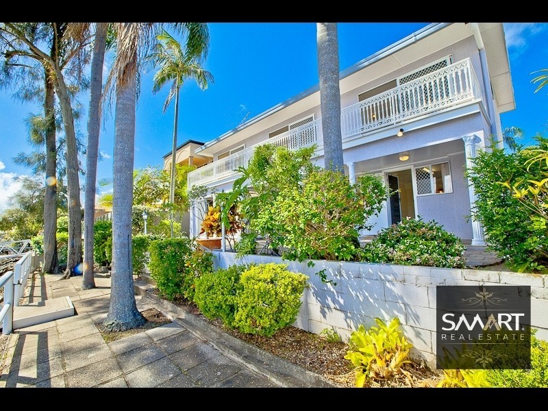 267 Stanhill Drive, Chevron Island QLD 4217
