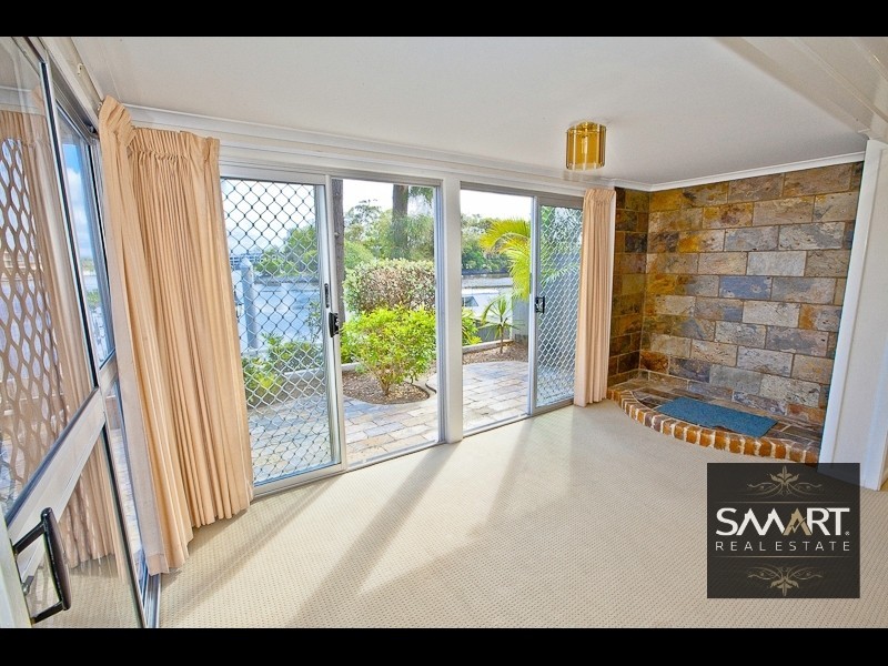 267 Stanhill Drive, Chevron Island QLD 4217