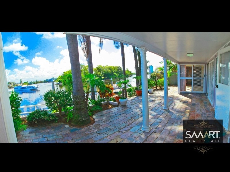 267 Stanhill Drive, Chevron Island QLD 4217