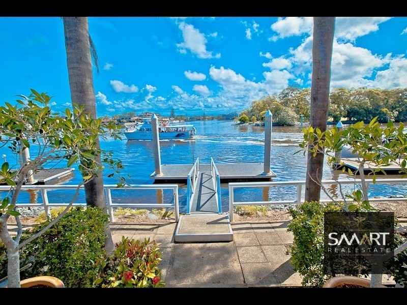 267 Stanhill Drive, Chevron Island QLD 4217