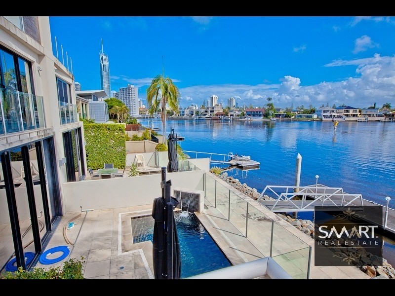 267 Stanhill Drive, Chevron Island QLD 4217
