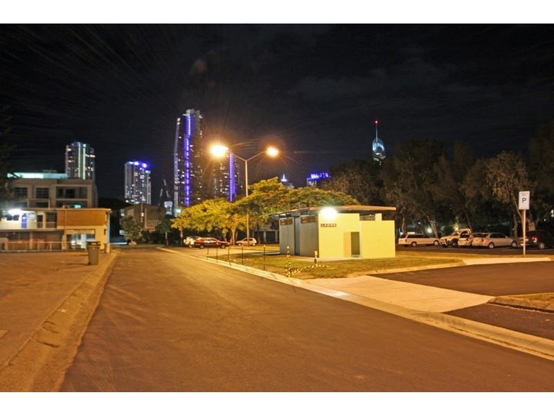 1/19 Karloo Street, Chevron Island QLD 4217