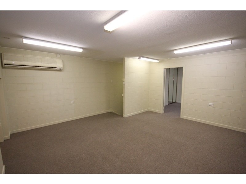 1/19 Karloo Street, Chevron Island QLD 4217