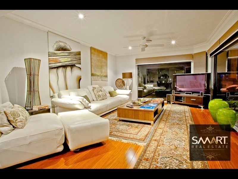 50 The Promenade, Isle Of Capri QLD 4217