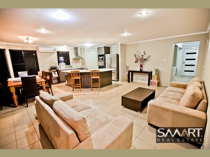 16 Mungana Drive, Upper Coomera QLD 4209