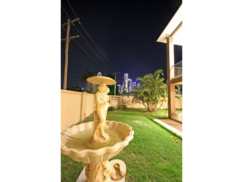 22 Sunrise Boulevard, Surfers Paradise QLD 4217