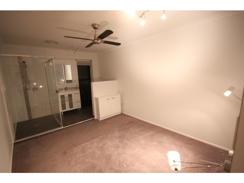 11 Hamersley Way, Worongary QLD 4213