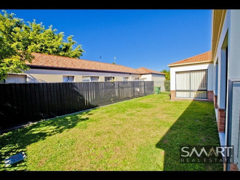 39 Nardoo Street, Robina QLD 4226