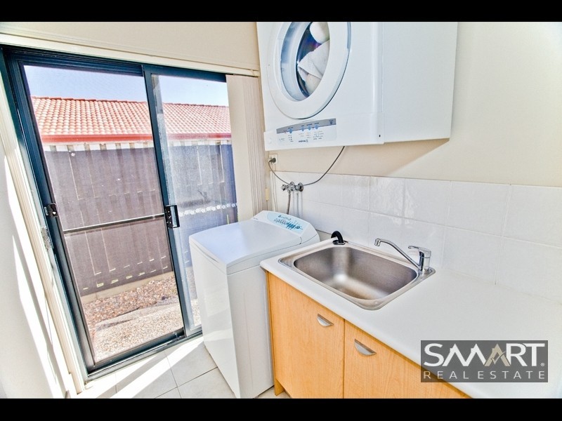 39 Nardoo Street, Robina QLD 4226