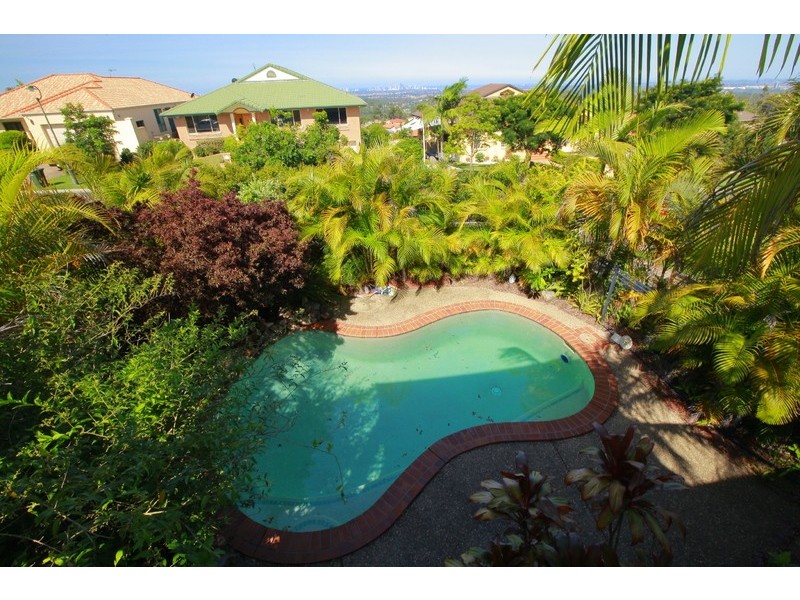119 Armstrong Way, Highland Park QLD 4211