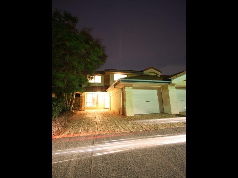 6/28 Ancona Street, Carrara QLD 4211