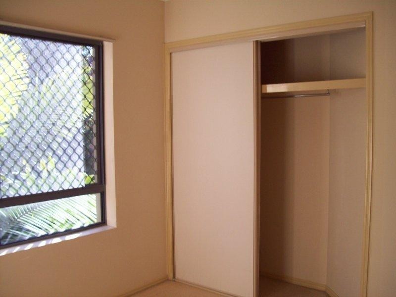 12/25 Chester Terrace, Southport QLD 4215