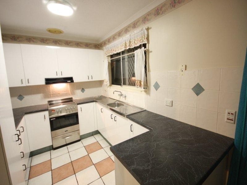 8 Onslow Street, Nerang QLD 4211