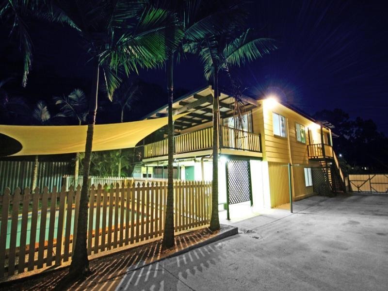 8 Onslow Street, Nerang QLD 4211