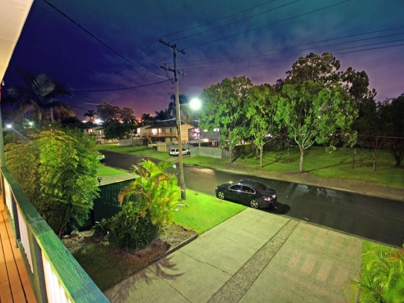 8 Onslow Street, Nerang QLD 4211